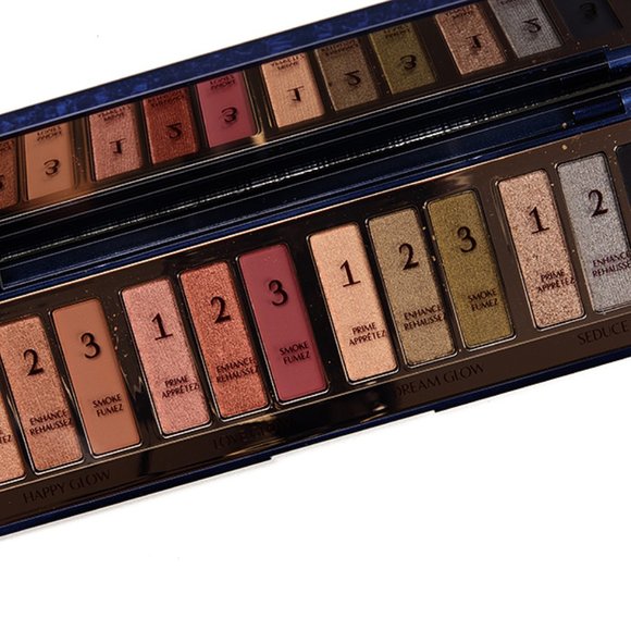 Charlotte Tilbury: Starry Eyes to Hypnotize - Picture 3 of 10